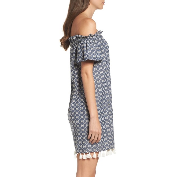 Off the Shoulder Dress - Picture 5 of 5